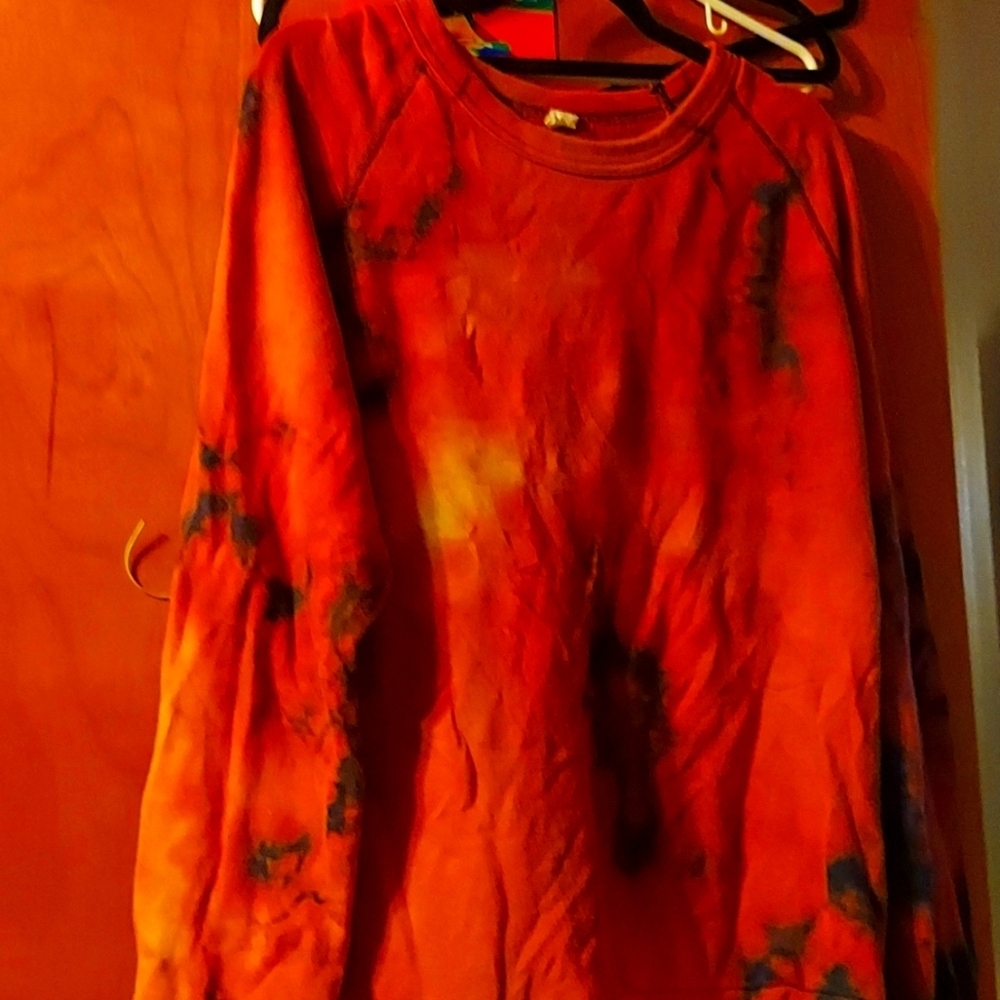 3 tone reverse bleach tie die alternative apparel crew neck